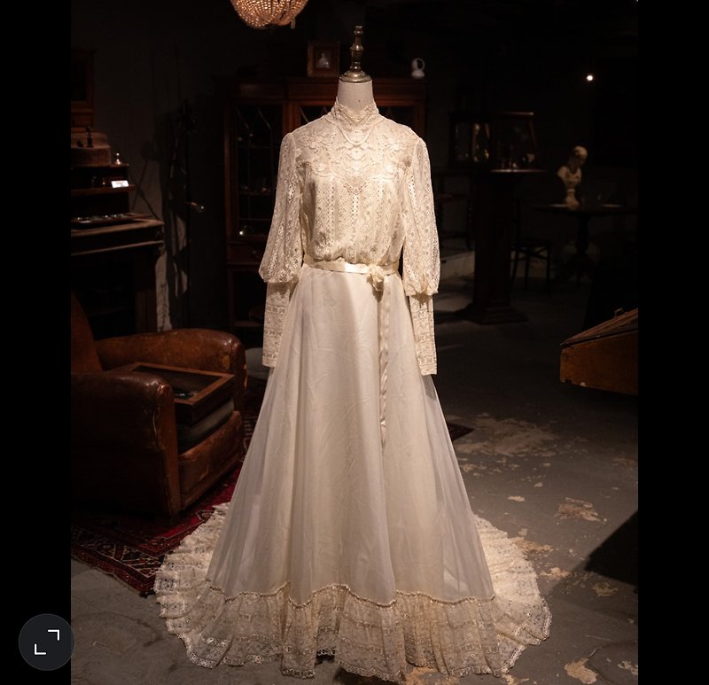 70s long sleeve Ivory colour lace vintage dress - Evening Dresses & Gowns - Cotton & Hemp Yellow