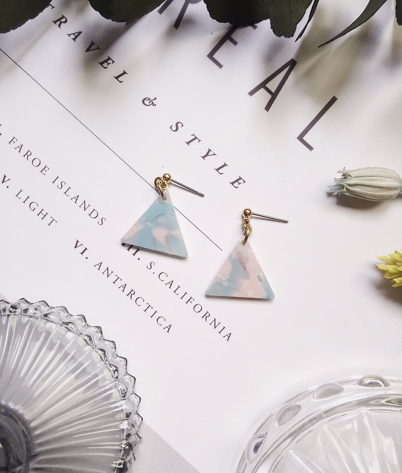 Clear La Don - Stone Triangle - Pink Blue Ears / Ear Clips Optional - ต่างหู - เรซิน สีน้ำเงิน