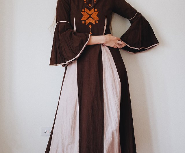 ヴィンテージ70年代ヒッピーエレガンスメキシコ刺繡ローブドレス