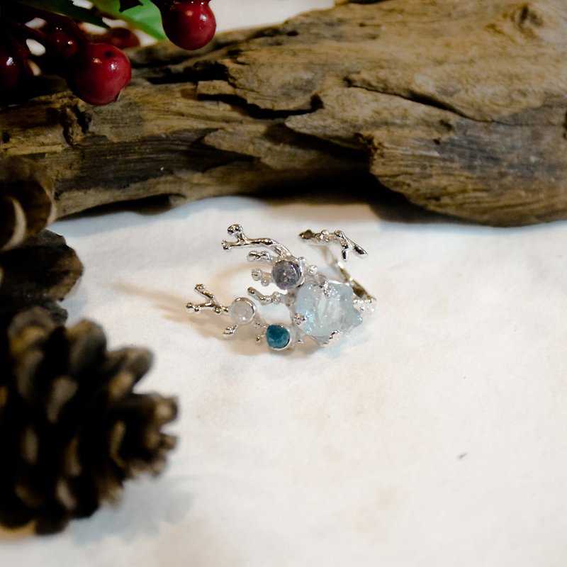 เครื่องประดับ Rockmejewelry รุ่น Snowflower ring - แหวนทั่วไป - วัสดุอื่นๆ สีเงิน