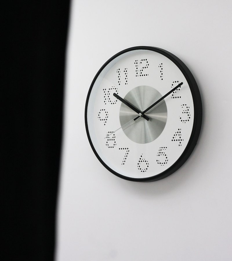 Modern Black Wall Clock - นาฬิกา - พลาสติก สีดำ