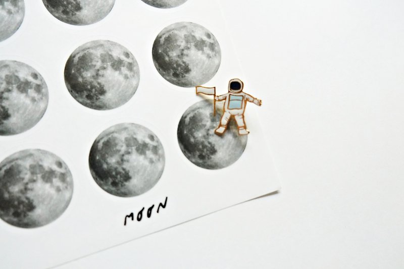 Moon Sticker - 貼紙 - 塑膠 灰色