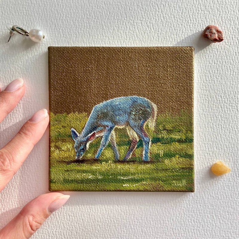 Original Deer Oil Painting Small Animal Artwork 鹿画 小油画 书架装饰 原创动物画 - ตกแต่งผนัง - ผ้าฝ้าย/ผ้าลินิน สีทอง