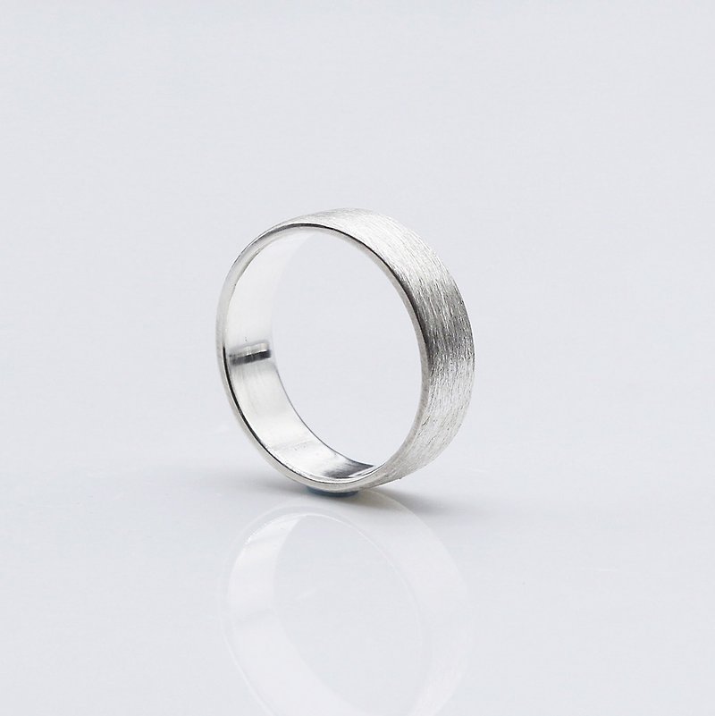 髮絲紋 純銀戒指 細版 (單只) - 戒指 - 純銀 銀色