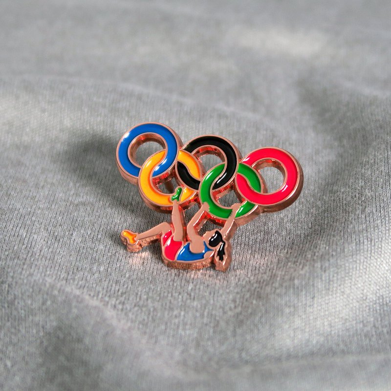 Olympic Climber Girl Enamel Pin – Gift for Climbers – 攀岩針 – 등반 クライミング - เข็มกลัด/พิน - โลหะ หลากหลายสี