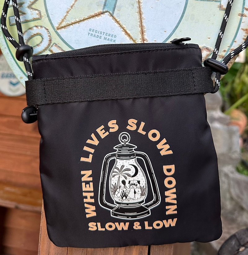 SLOW & LOW Bago camping fun multi-functional water-repellent small bag #adjustable straps - กระเป๋าแมสเซนเจอร์ - ไนลอน 