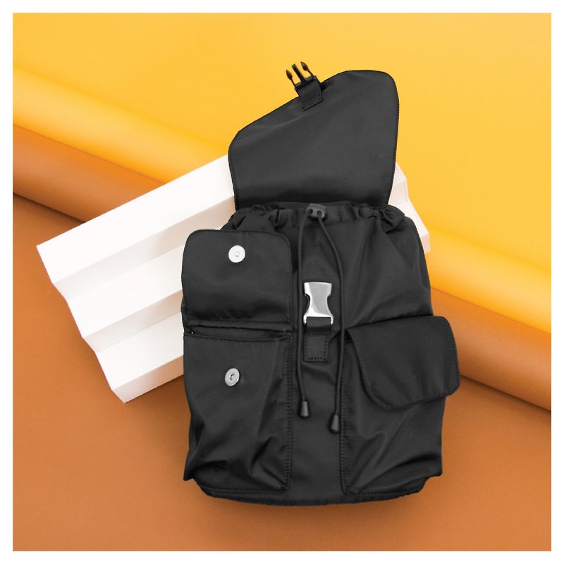 Im Peter Peter - Pocket Front Backpack - Black - กระเป๋าเป้สะพายหลัง - วัสดุกันนำ้ สีดำ