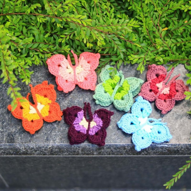 【動画チュートリアル＋素材パッケージ】グラデーションカラーの立体花蝶（5～6個くらい作れます） - 編み物/刺繍/羊毛フェルト/裁縫 - コットン・麻 多色