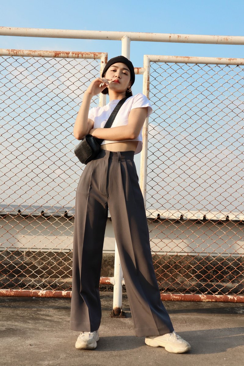 高腰黑幫長褲：煙熏。 - 女裝闊腳褲/長褲 - 其他材質 灰色