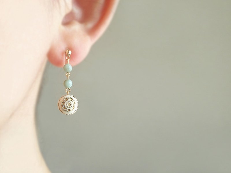 翡翠 Jadeite ,antique style clip on earrings 夾式 - Earrings & Clip-ons - Stone Green