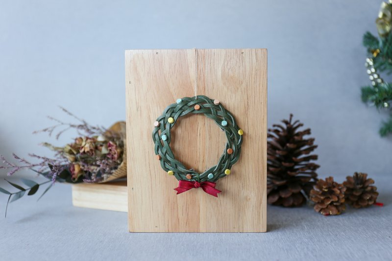 ▎ Christmas series ▎ textured leather woven Christmas wreaths (earrings necklaces group) - Earrings & Clip-ons - Genuine Leather Brown