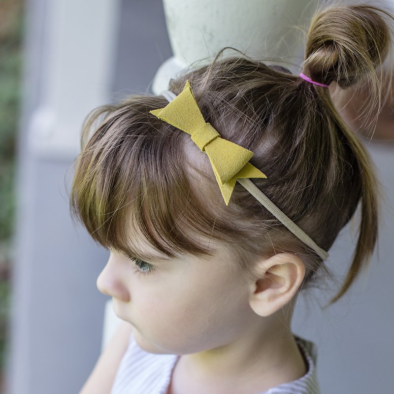 Baby Nylon Headbands, Leather Baby Bows, Purple Baby Bows, Yellow Baby Headband - หมวกเด็ก - หนังแท้ สีเหลือง