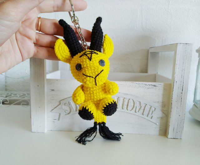 悪魔のキーホルダー 不気味なかわいいぬいぐるみ オカルトギフト バフォメットアート人形 悪魔 ショップ Creepyplushtoys キーホルダー キーケース Pinkoi
