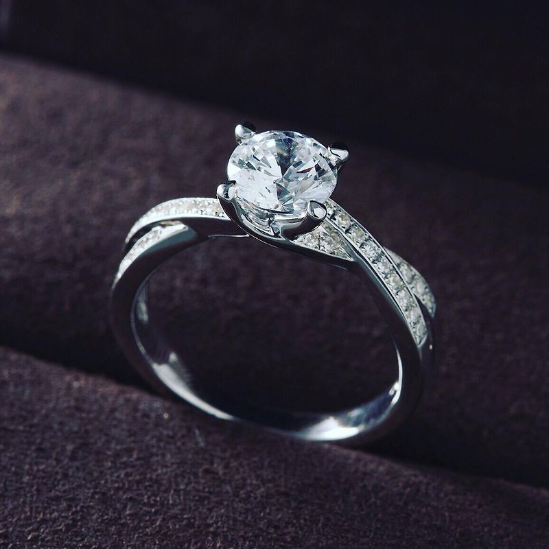 Wedding Ring Baciami Kiss Me 18K Diamond Wedding Ring - แหวนคู่ - เครื่องประดับ หลากหลายสี