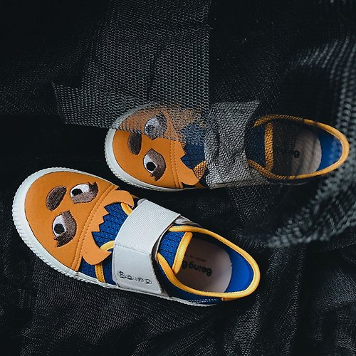 BoingBoing故事鞋與童畫包 福利品 網布野獸王子童鞋 - 藍(紳士的內在美)