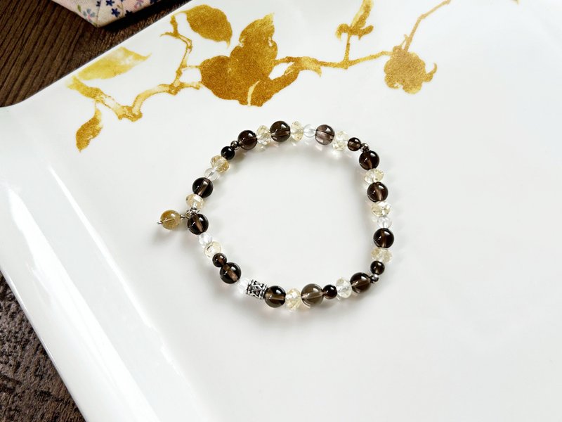 Citrine, citrine, and white crystal stabilize the aura and absorb negative energy to enhance wealth. - Bracelets - Crystal 