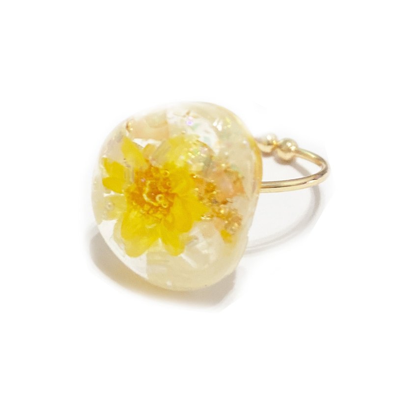 Japanese resin Vintage Little Star Flower Yellow Gem Ring (Adjustable Ring Ring) - แหวนทั่วไป - โลหะ สีเหลือง