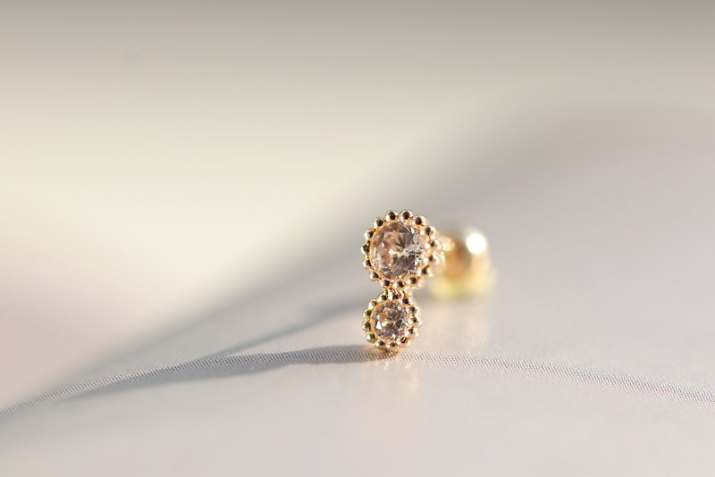 14K Double Round Piercing double diamond bead earrings (single) - ต่างหู - เครื่องประดับ สีทอง