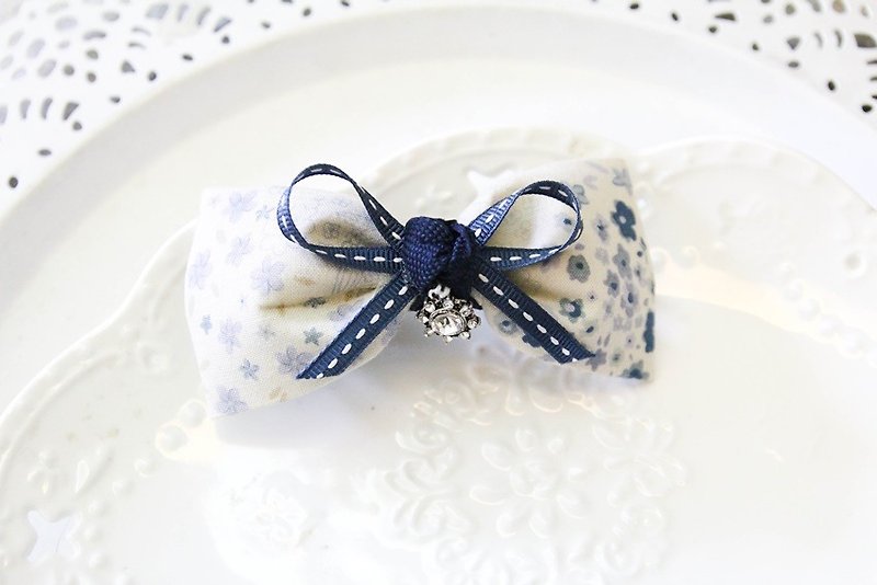 Retro Floral Hand Bowknot French Clamp - Hair Accessories - Cotton & Hemp Blue