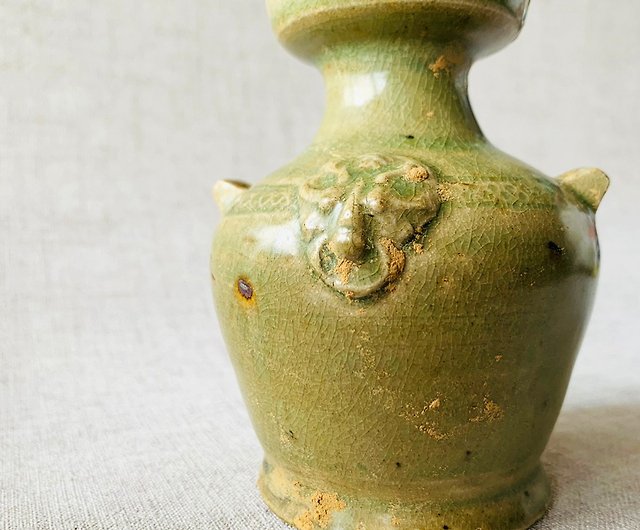 宋越窯の茶叶の末の釉薬人物形ランプの燭台の古い模造品の出土古磁器置物-