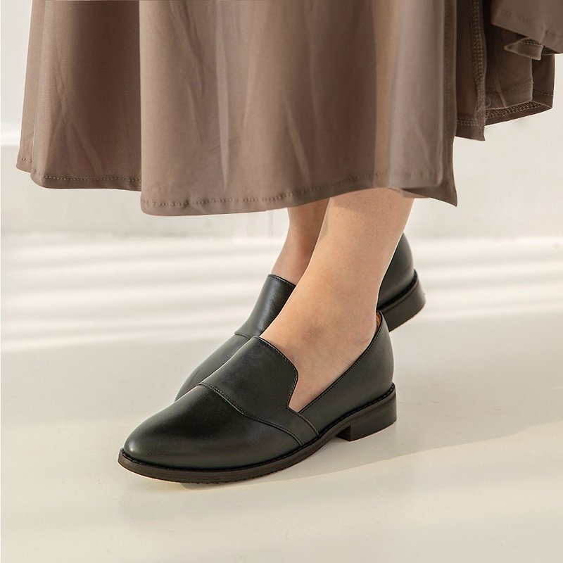 One-day preface loafers - magpie black - รองเท้าอ็อกฟอร์ดผู้หญิง - หนังแท้ สีดำ