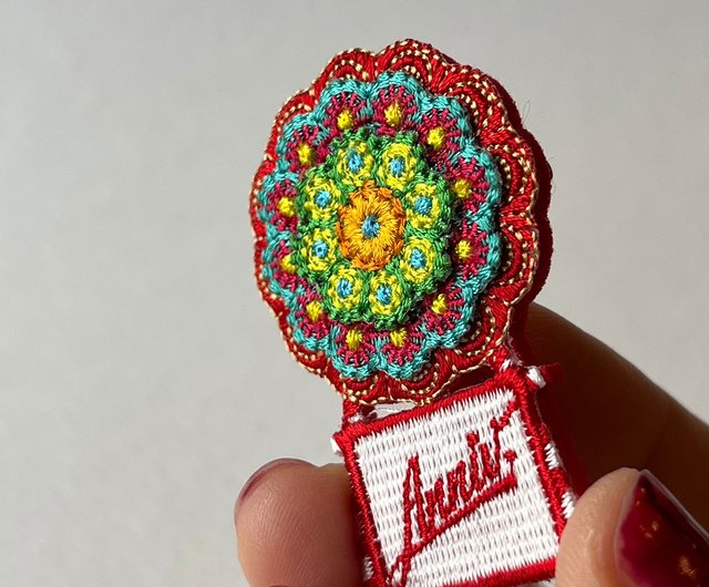 スペイン★Sfera★究極モダン決め 3Dフラワー刺繍映え トレンチ 3D刺繍ブローチ・花輪スタンド 3色展開 - ショップ ハイカロリイ