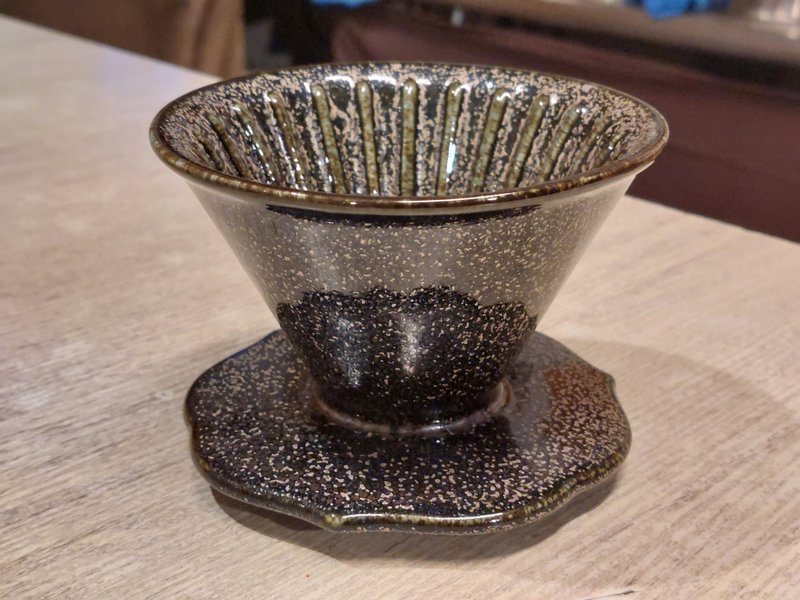 【送禮好物】葉師傅試釉版 自然釉咖啡濾杯 V50 鶯歌燒 - 咖啡壺/手沖壺 - 瓷 