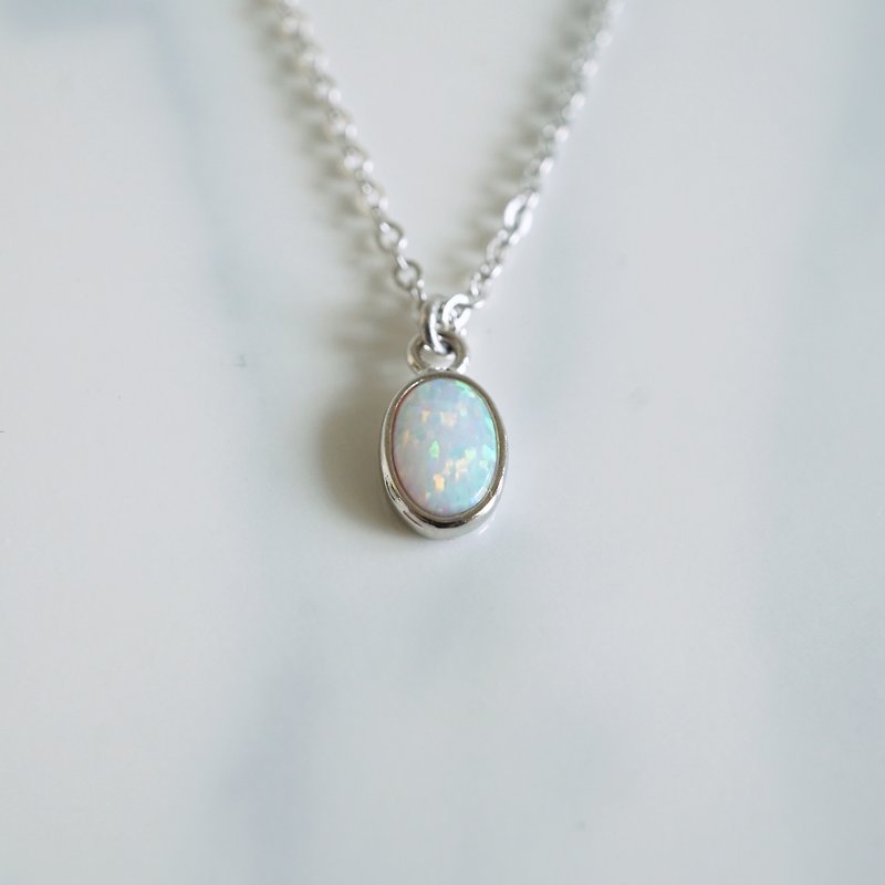 925 Sterling Silver Mini White Opal Necklace - สร้อยคอ - เครื่องเพชรพลอย หลากหลายสี