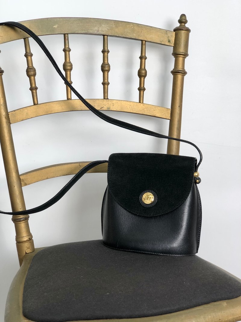 [Direct from Japan, branded used bag] FENDI shoulder bag, black leather, suede, mini bag, vintage dawg7u - Messenger Bags & Sling Bags - Genuine Leather Black