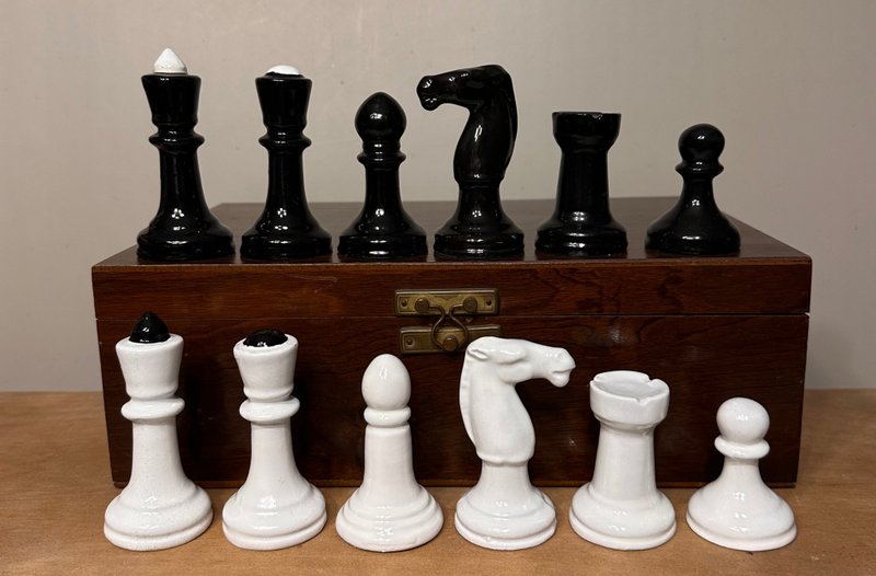 Original Russian Soviet porcelain chess set - บอร์ดเกม - เครื่องลายคราม ขาว