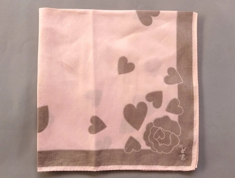 Yves Saint Laurent Vintage Handkerchief Flower & Heart Vintage 20 x 19.5 inches - 手帕 - 棉．麻 粉紅色