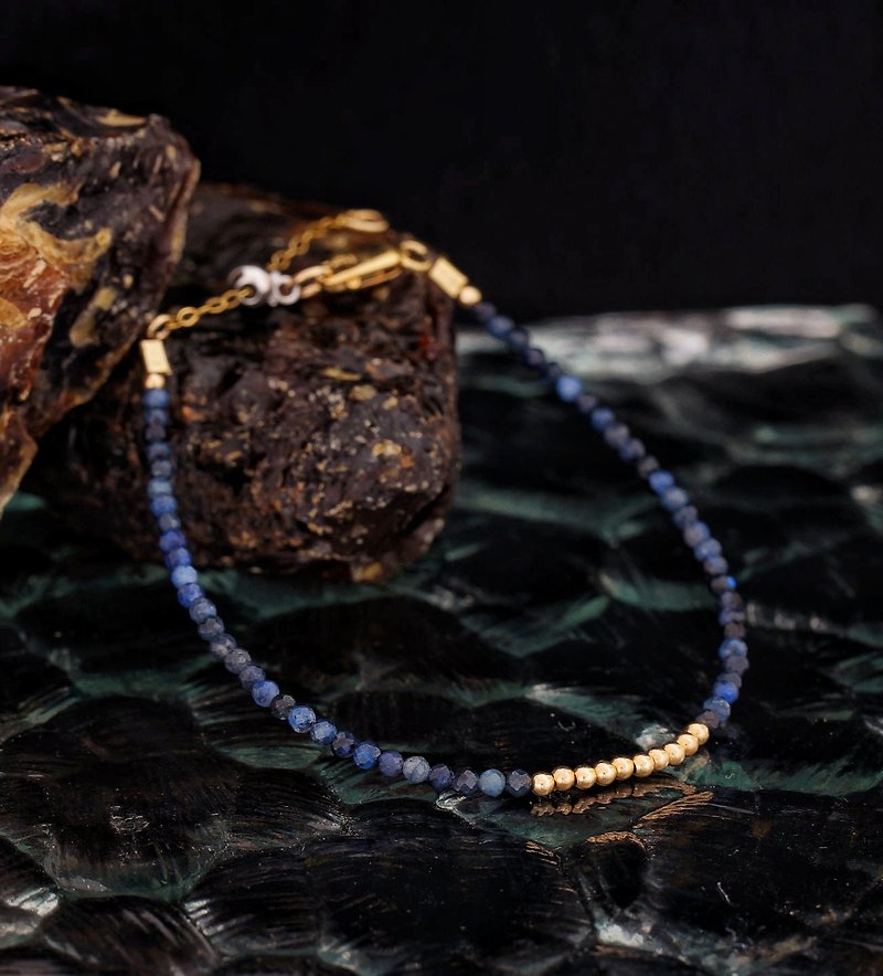 Superfine 1/20 14K Gold Filled Dark Sodalite Bracelet with Japan Memory Wire - สร้อยข้อมือ - เครื่องเพชรพลอย สีน้ำเงิน