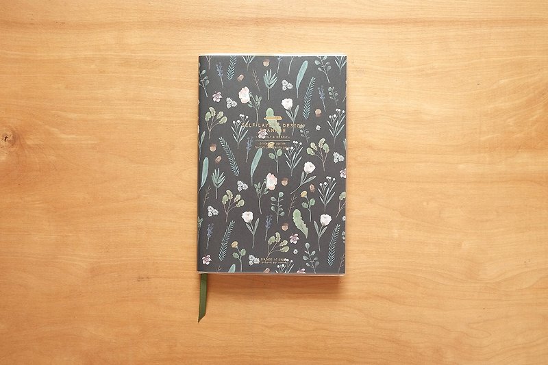 SELF-LAYOUT DESIGN PLANNER A5 : Herbarium - Notebooks & Journals - Paper Black