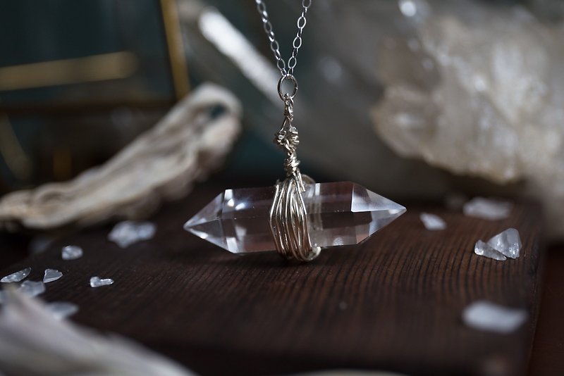 Double-pointed white crystal column 925 sterling silver necklace/pendant - สร้อยคอ - เครื่องเพชรพลอย สีใส