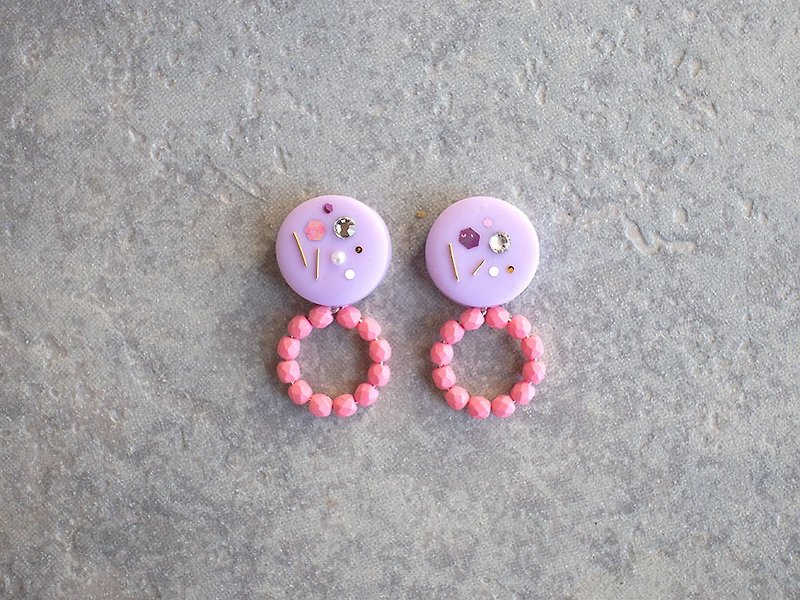 Quantity limited / small ring earring / earring - Earrings & Clip-ons - Clay Pink