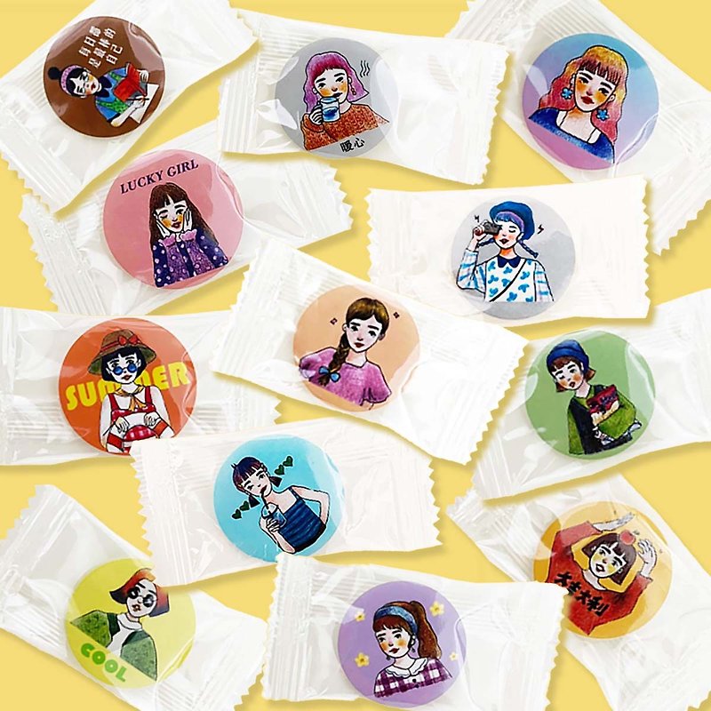 Japanese girl badge - Badges & Pins - Plastic 