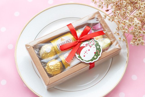 幸福朵朵 婚禮小物 花束禮物 聖誕節禮物贈品 老公公花圈吊牌 金莎巧克力6顆入+泰迪熊香皂禮盒