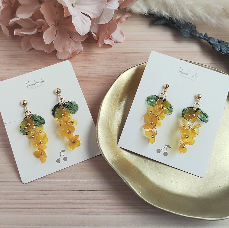 Swaying Japanese paper mimosa Clip-On - Earrings & Clip-ons - Paper Yellow