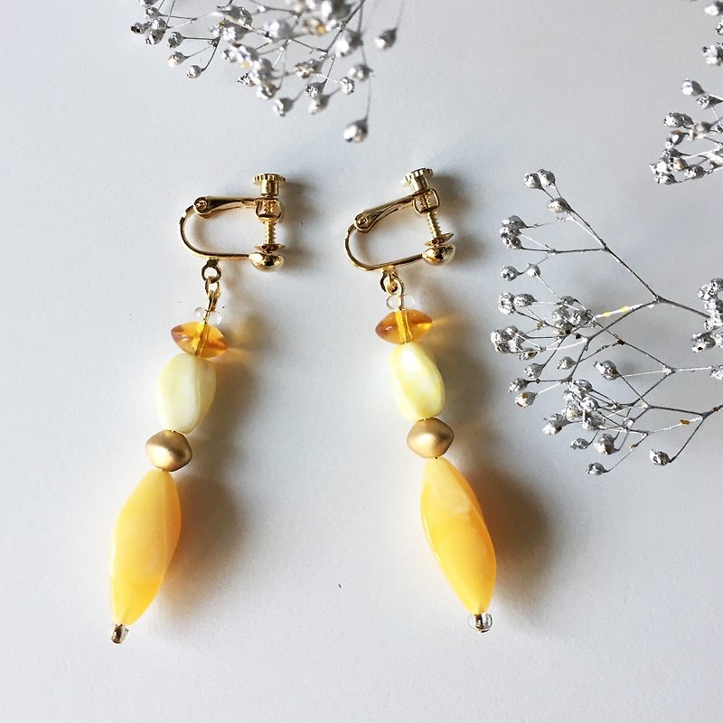 Yellow and color Mix earrings - ต่างหู - พลาสติก สีเหลือง