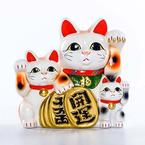 日本药师窑 日本製常滑燒 三匹貓千萬兩開運招財福貓陶瓷擺件開業禮物存錢罐