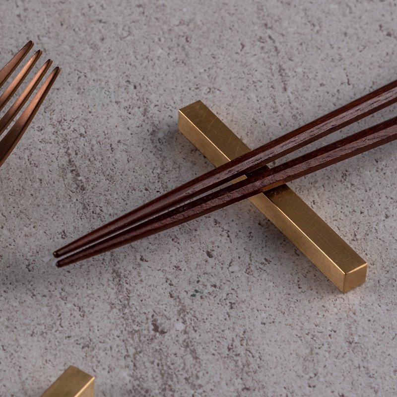 WAGA manpower for the job and fog square pole Bronze chopsticks holder / total of 3 - Chopsticks - Copper & Brass Gold