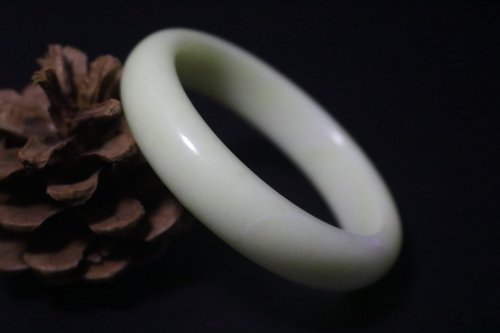 100％天然 岫玉 油翠 和田玉 翡翠 バングル 腕輪 天然石 52-55 竹節