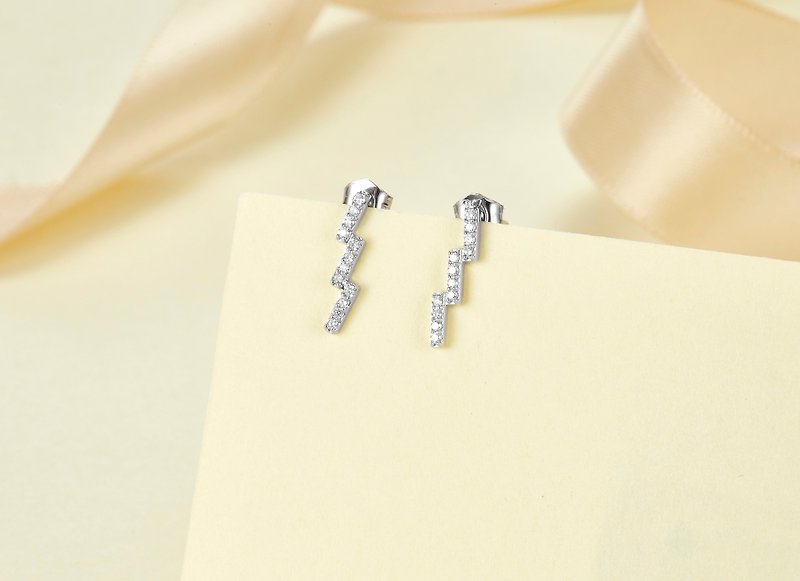 18k White Gold Flash Lightning Diamond Stud Earring - Custom Jewelry - E021 - Earrings & Clip-ons - Other Metals Silver