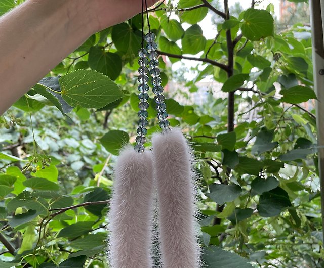 Handmade keychain / Cute pom pom keychain / Bag charm / Rabbit fur pendant  - Shop ShinshillaStore Keychains - Pinkoi