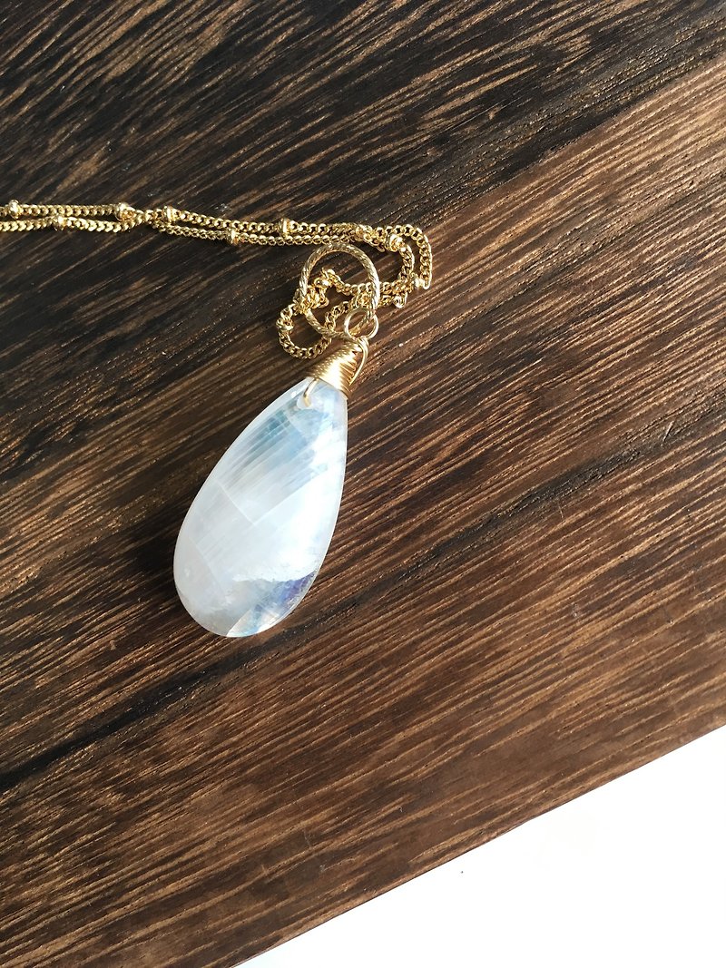 Moon stone long necklace - สร้อยคอยาว - หิน ขาว