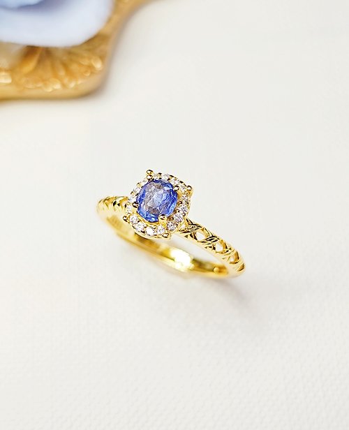 Luien路安翡翠 高貴|藍寶石|緬甸天然無燒高級鑽石切割藍寶石4.6mm純銀簍空戒指