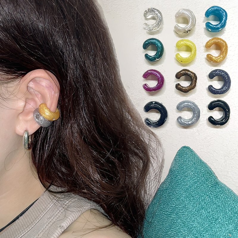 Chunky Resin Bold Ear-cuff Earring Couple Unisex Gift - 耳環/耳夾/耳骨夾 - 其他材質 多色