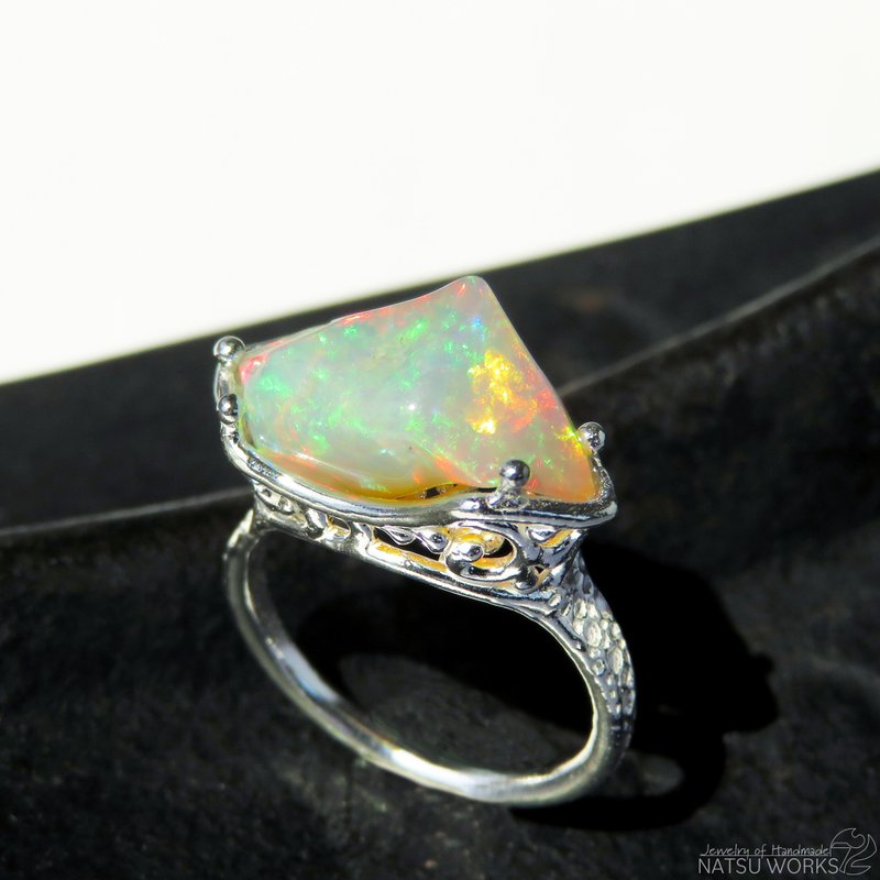 Ethiopia Opal Ring - General Rings - Gemstone Multicolor