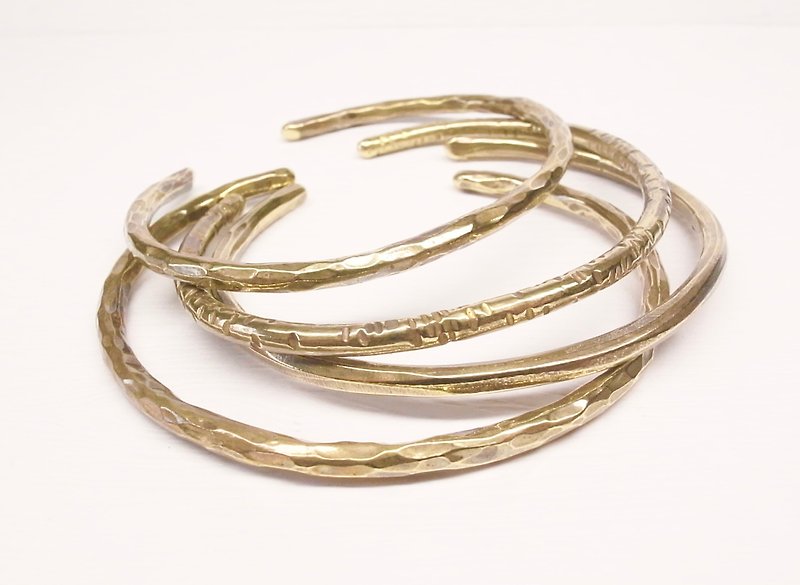 Ermao Silver[Customized Bronze Texture] Girls Model - สร้อยข้อมือ - โลหะ สีทอง
