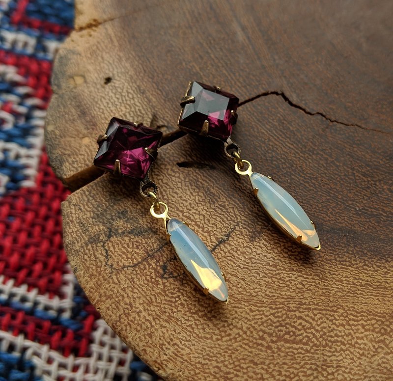 深紫古董玻璃針式耳環 - 耳環/耳夾 - 玻璃 紫色